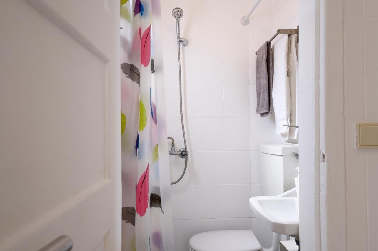 Apartment Appartment Beco Sao Miguel Lissabon